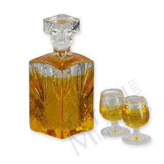 Set Whisky in Miniatura: Bottiglia + 2 Bicchieri – Scala 1:12 – Accessori Realistici per Casa delle Bambole – H 2 cm