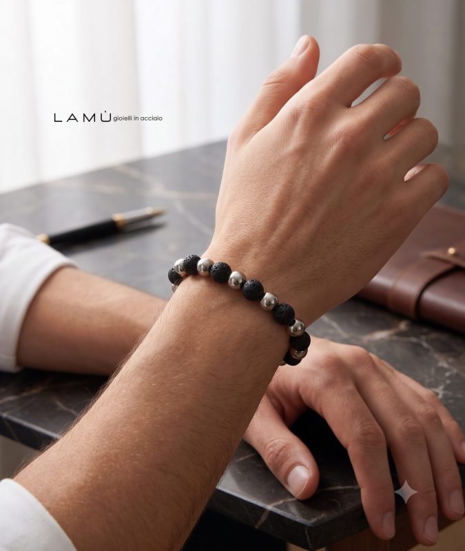 Bracciale Elastico Uomo in Pietra Lavica e Sfere in Acciaio
