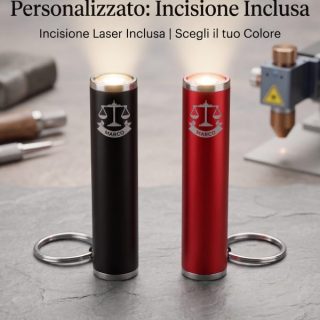 Portachiavi con Torcia LED Personalizzabile con Incisione Laser