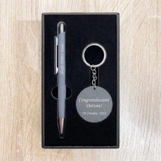 Set Penna e Portachiavi Personalizzati con Incisione a Specchio